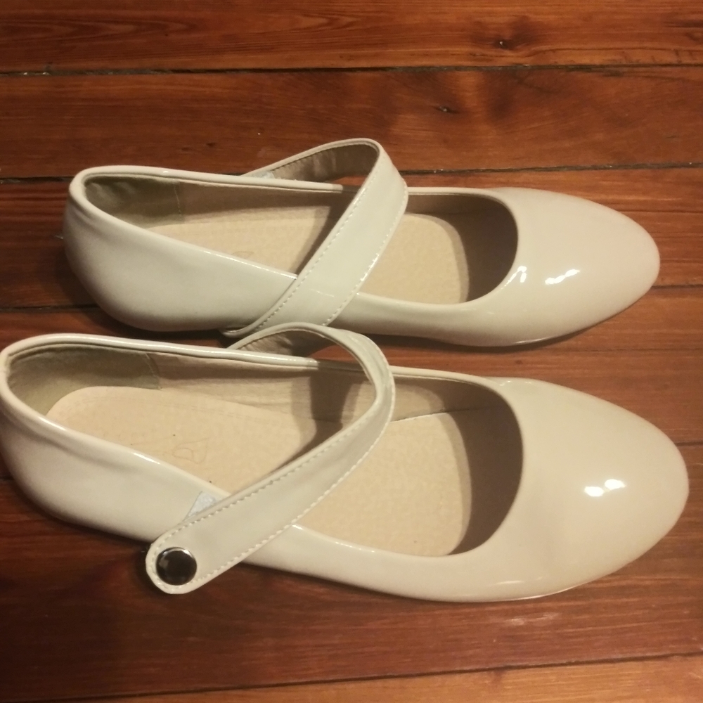 New Patent leather maryjane flats